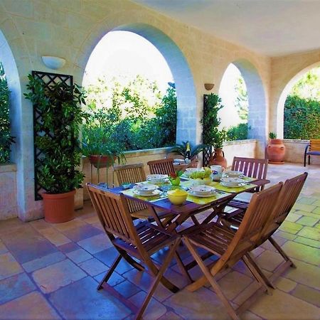 Гостьовий будинок Trulli Fogliarella Остуні Екстер'єр фото