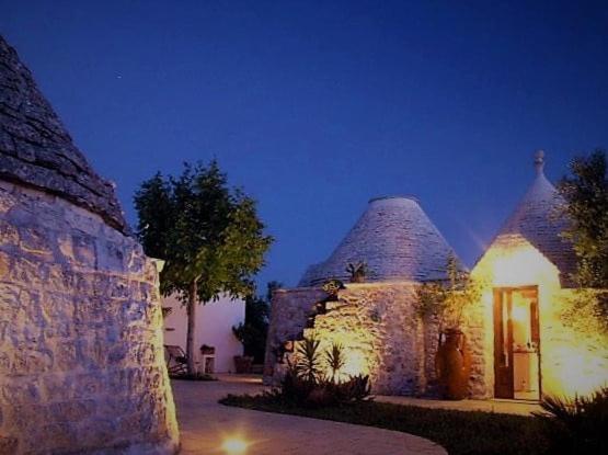 Гостьовий будинок Trulli Fogliarella Остуні Екстер'єр фото