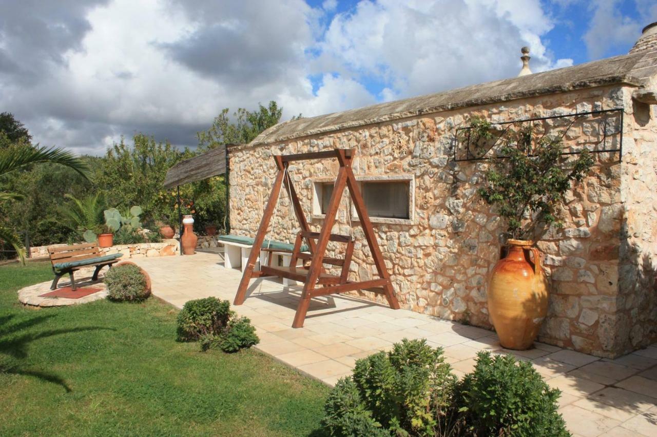 Гостьовий будинок Trulli Fogliarella Остуні Екстер'єр фото