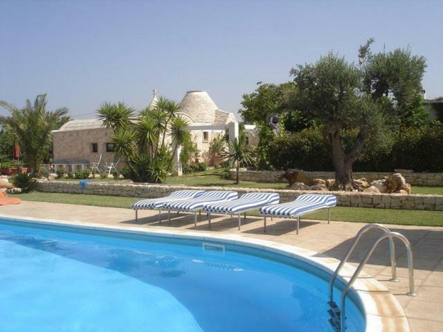 Гостьовий будинок Trulli Fogliarella Остуні Екстер'єр фото